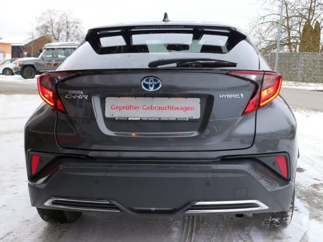 Toyota C-HR Hybride Team D