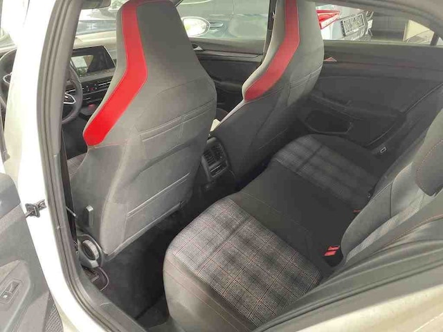 Volkswagen Golf 2.0 TSI DSG GTI