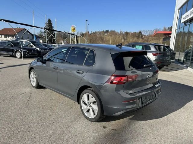 Volkswagen Golf 1.5 TSI Life