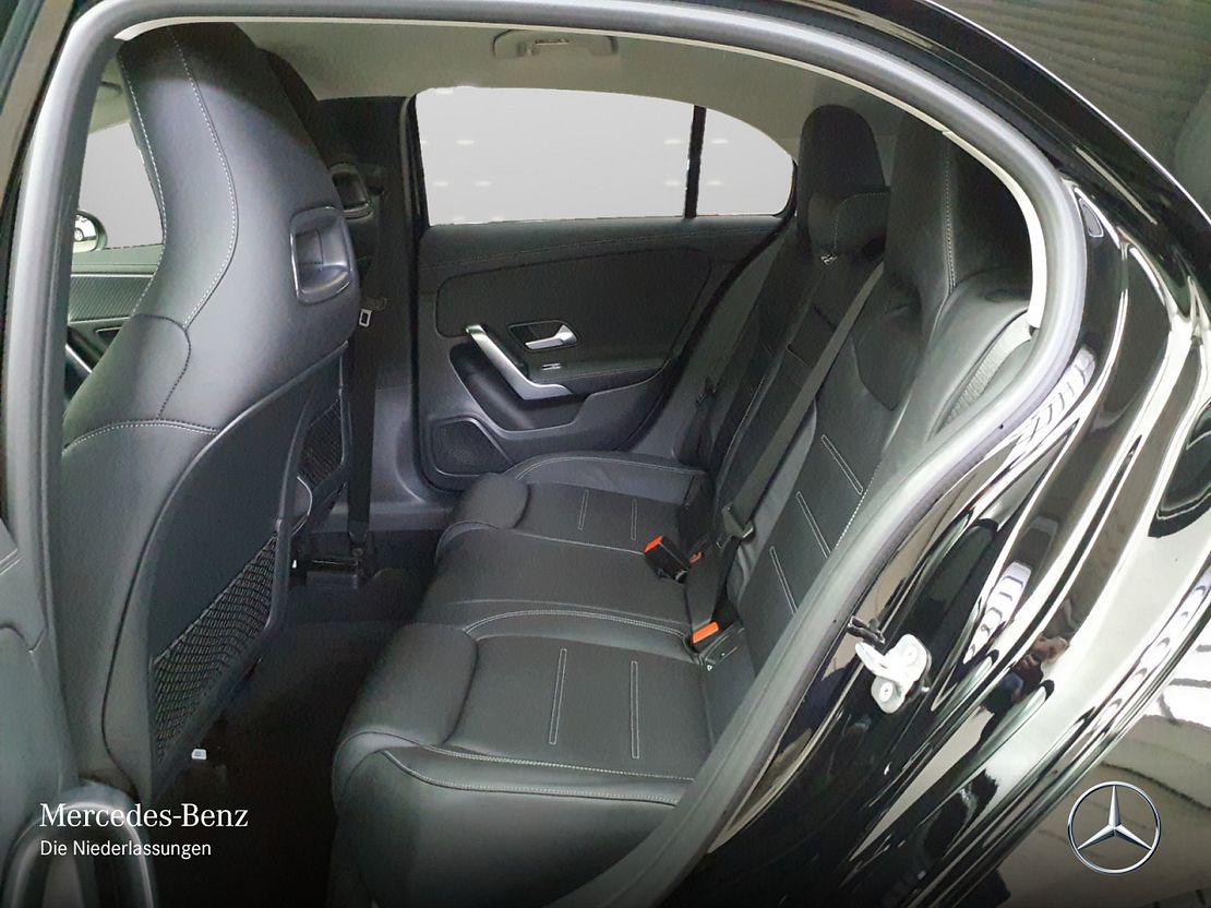 Mercedes-Benz A 200 A 200 d