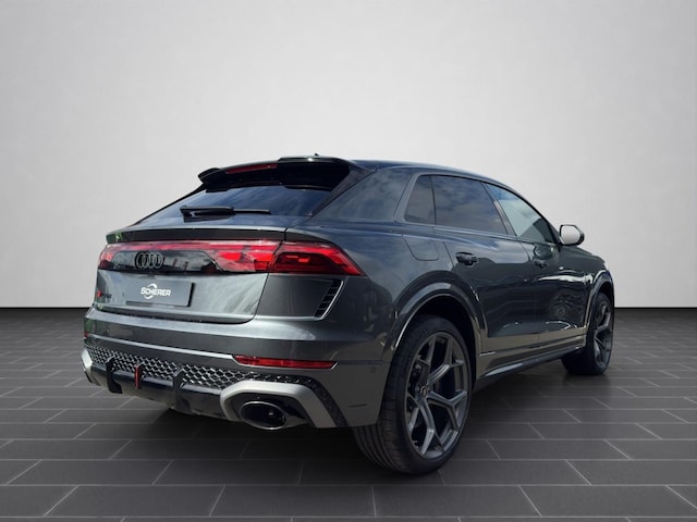Audi RS Q8 Performance Quattro
