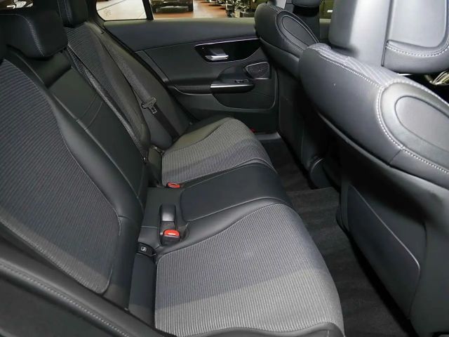 Mercedes-Benz C 180 AVANTGARDE Estate