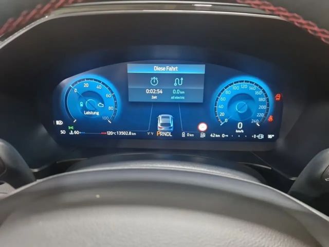 Ford Kuga Plug in Hybrid ST Line X