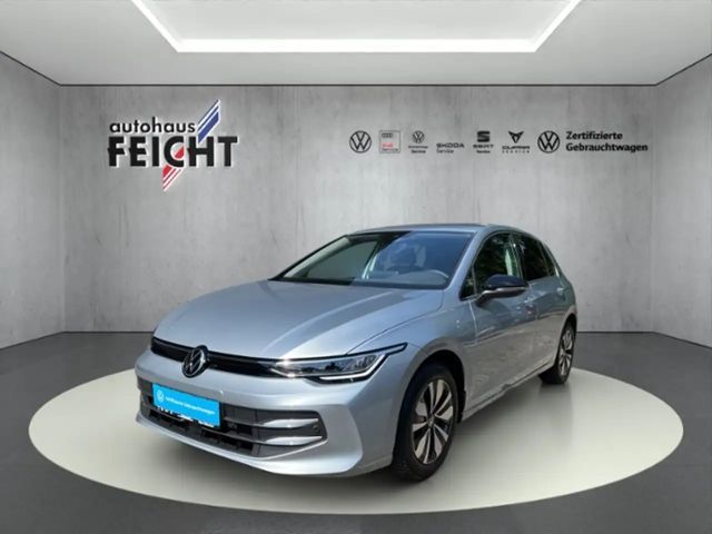 Volkswagen Golf 1.5 eTSI Golf VIII