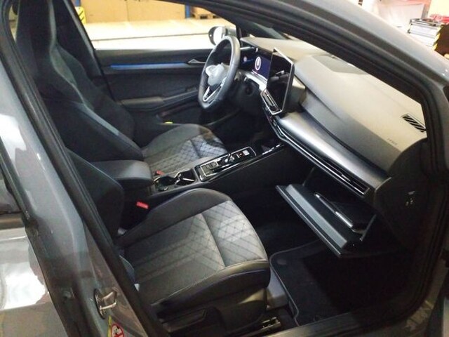 Volkswagen Golf 1.5 eTSI DSG Golf VIII