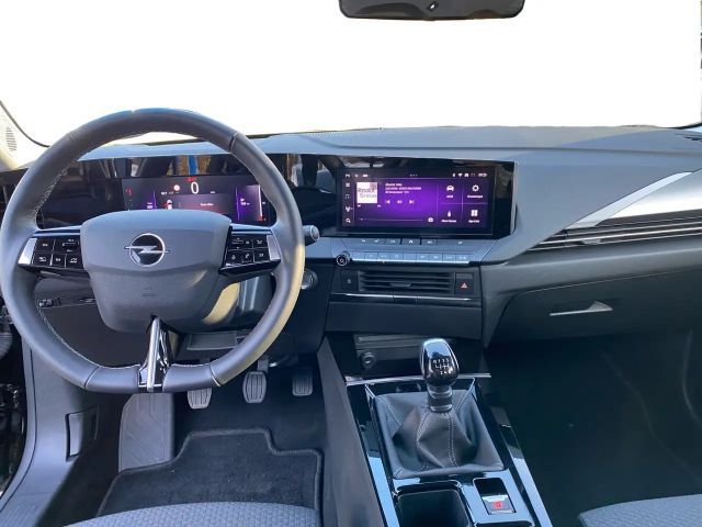 Opel Astra 1.2 Turbo Enjoy Sports Tourer Turbo