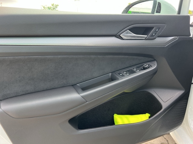 Volkswagen Golf 1.5 TSI Golf VIII Plus Style