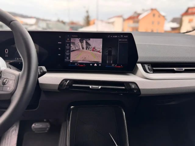 BMW 218 KAMERA DAB KLIMAAUTO LED NAVI