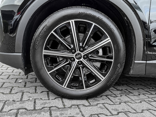 Audi Q4 e-tron SUV 45 e-tron Audi Q4 e-tron