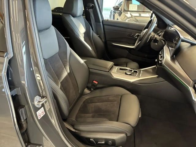 BMW 320 320d M-Sport Touring xDrive