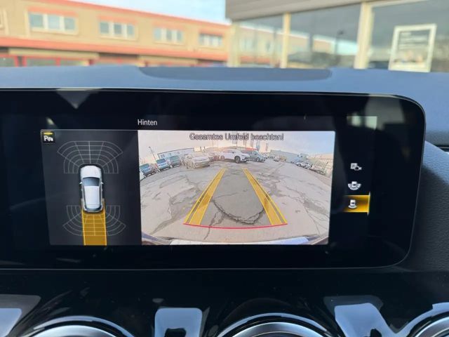 Mercedes-Benz GLA 200 Style