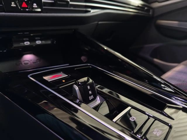 Volkswagen Golf DSG GTI