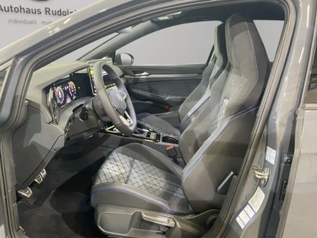 Volkswagen Golf 1.5 TSI R-Line