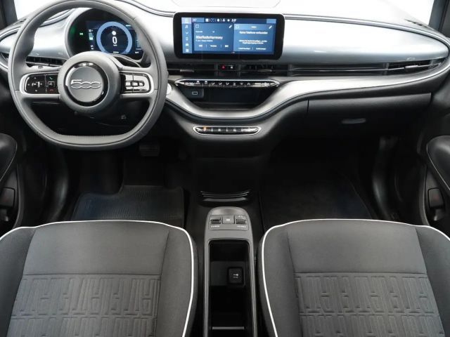 Fiat 500e 87KW/42kWh/DC-LADEN/CARPLAY/DAB/SOH