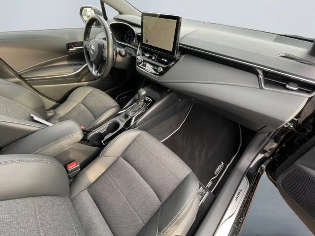 Toyota Corolla Hybride Team D