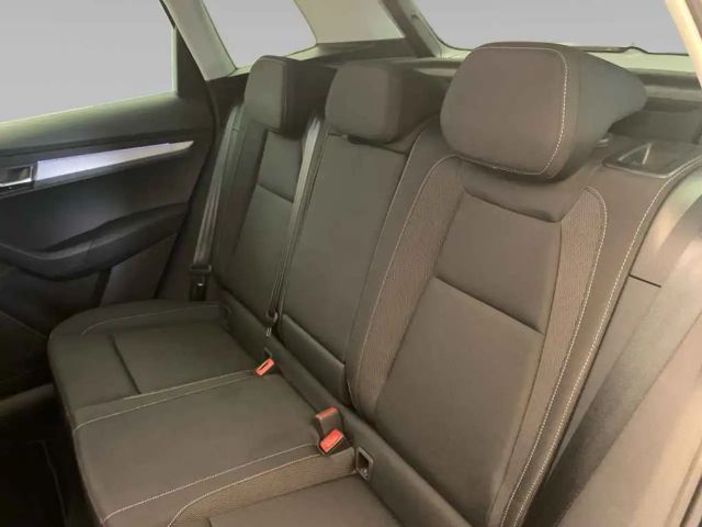 Skoda Karoq 1.5 TSI Selection