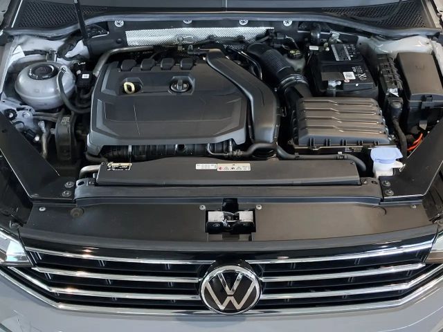 Volkswagen Passat 1.5 TSI DSG Variant