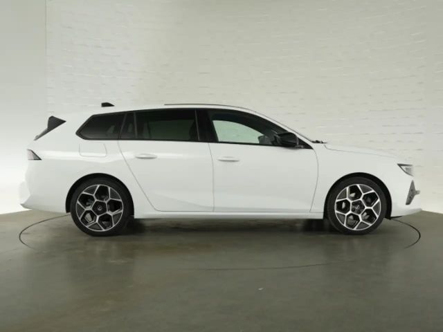 Opel Astra Sports Tourer Ultimate