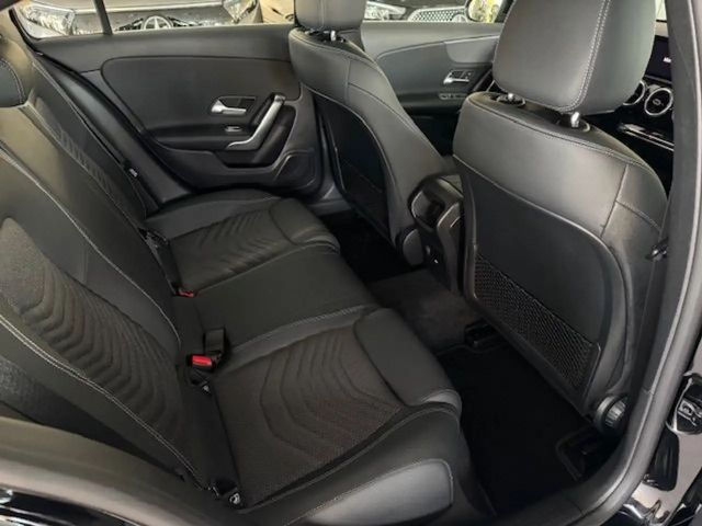 Mercedes-Benz A 200 Progressive