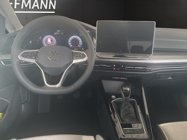 Volkswagen Golf 1.5 TSI Style