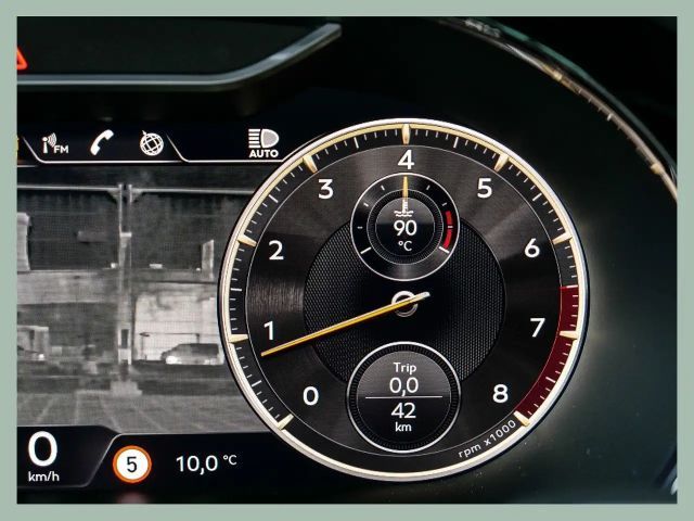 Bentley Flying Spur V8