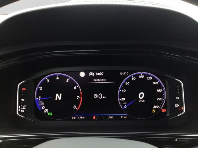 Volkswagen T-Roc 1.5 TSI DSG R-Line