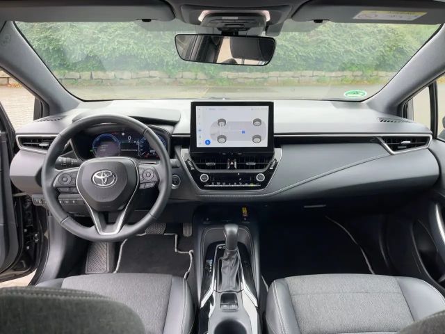 Toyota Corolla Hybride Team D