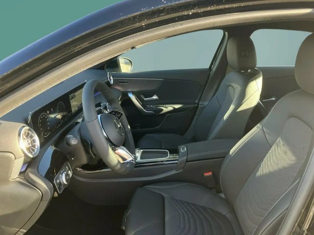 Mercedes-Benz A 200 Progressive