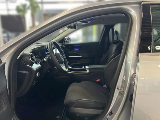 Mercedes-Benz C 200 AVANTGARDE Sedan