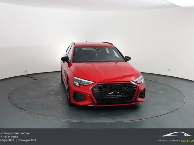 Audi A3 45 TFSI Hybride S-Line Sedan