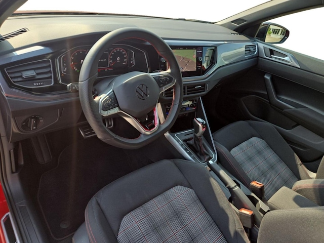 Volkswagen Polo 2.0 TSI DSG GTI