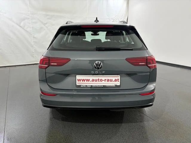 Volkswagen Golf 1.5 TSI Life Variant