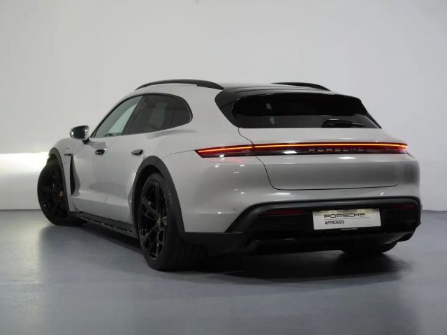 Porsche Taycan 4 Cross Turismo