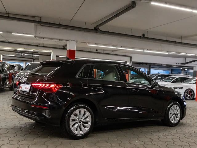 Audi A3 40 TFSI Hybride Sedan