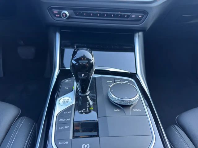 BMW 318 318d Sport Line