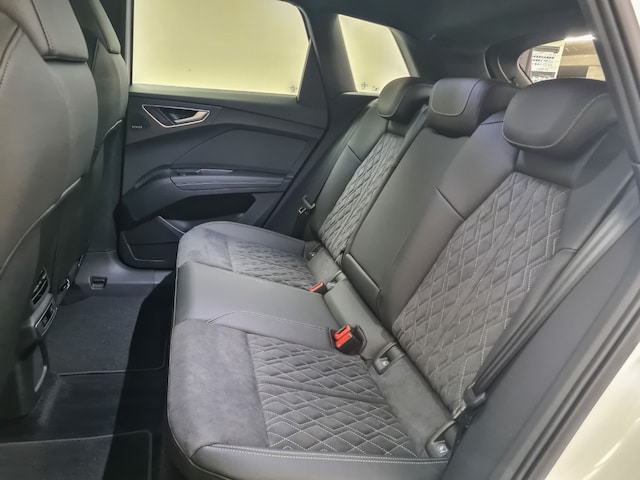 Audi Q4 e-tron Quattro