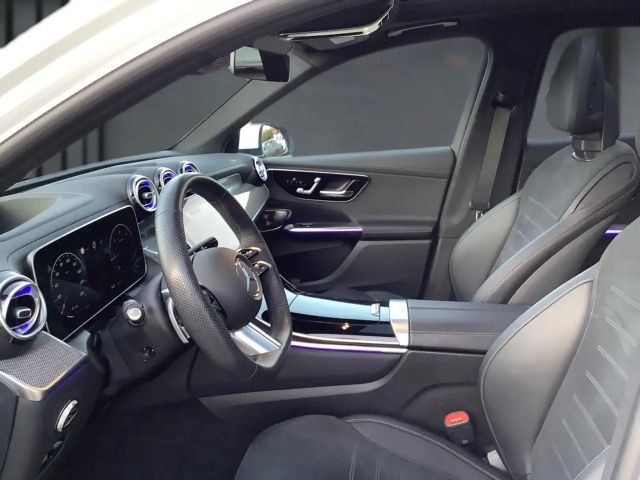 Mercedes-Benz GLC 300 4MATIC AMG Line GLC 300 d