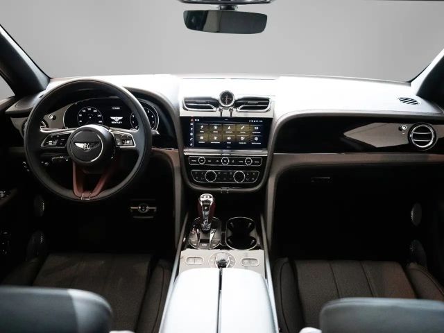 Bentley Bentayga V8