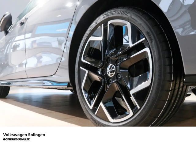 Volkswagen Golf 1.5 TSI Golf VIII R-Line