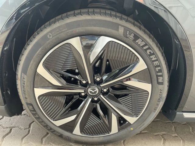 Mazda 6e Plus Takumi