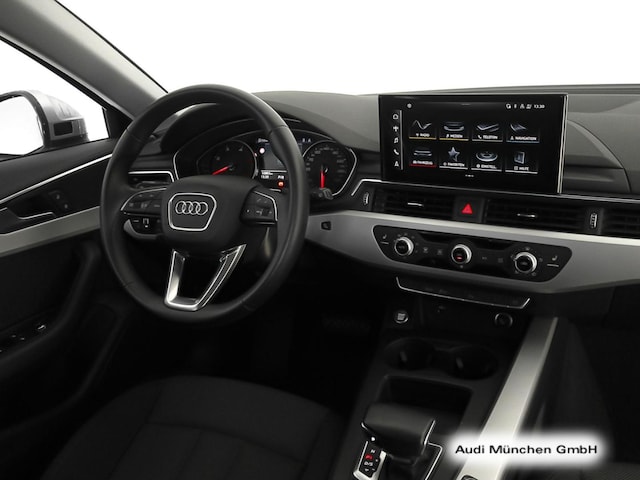 Audi A4 30 TDI Avant S-Tronic
