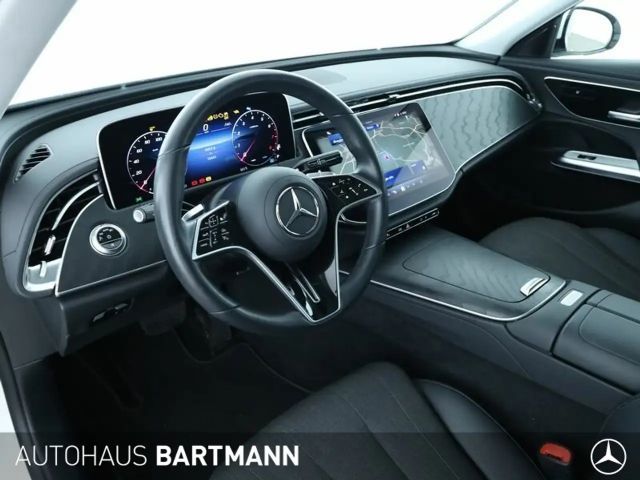 Mercedes-Benz E 200 AVANTGARDE Estate