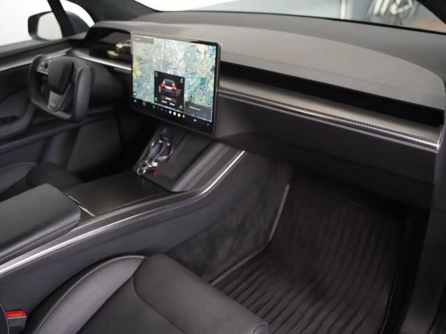 Tesla Model X Plaid