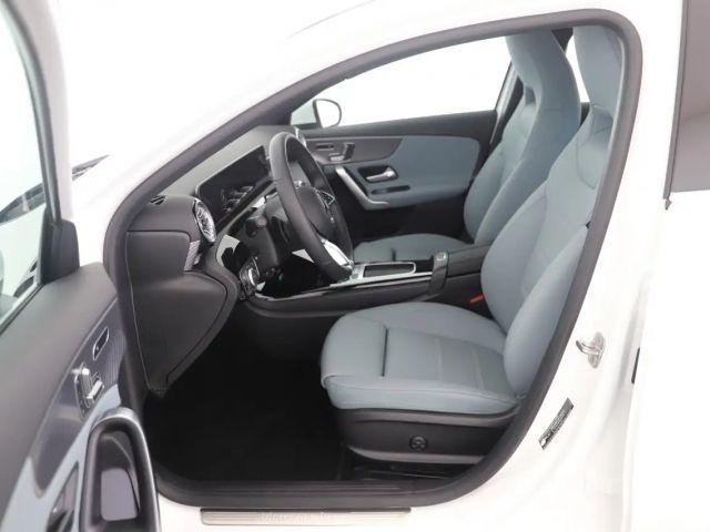 Mercedes-Benz A 220 4MATIC Progressive