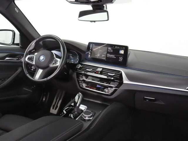 BMW 530 530e M-Sport xDrive