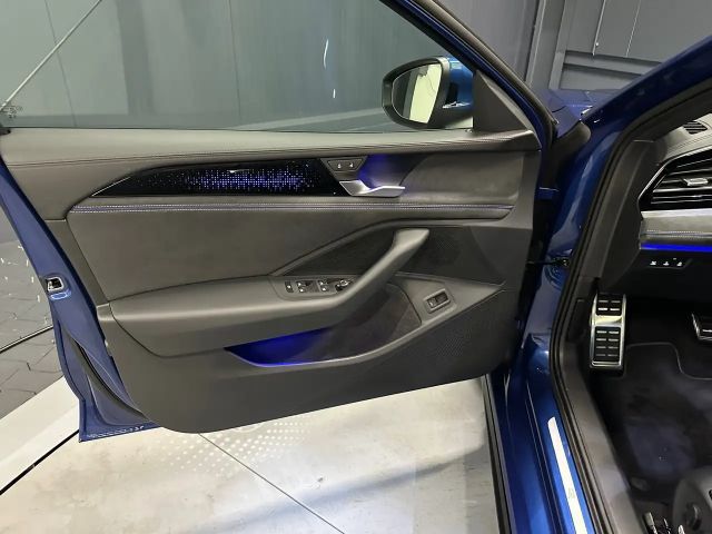 Volkswagen Passat 4Motion R-Line Variant