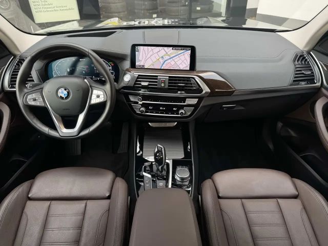 BMW X3 xDrive30e