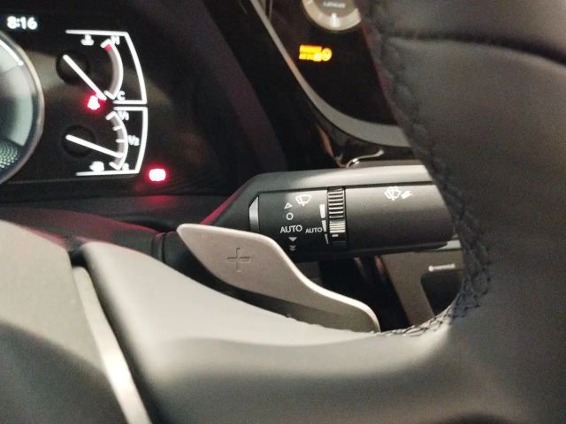 Lexus ES Business Line