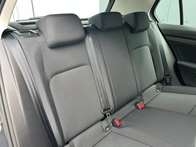 Volkswagen Golf 1.0 TSI Golf VIII