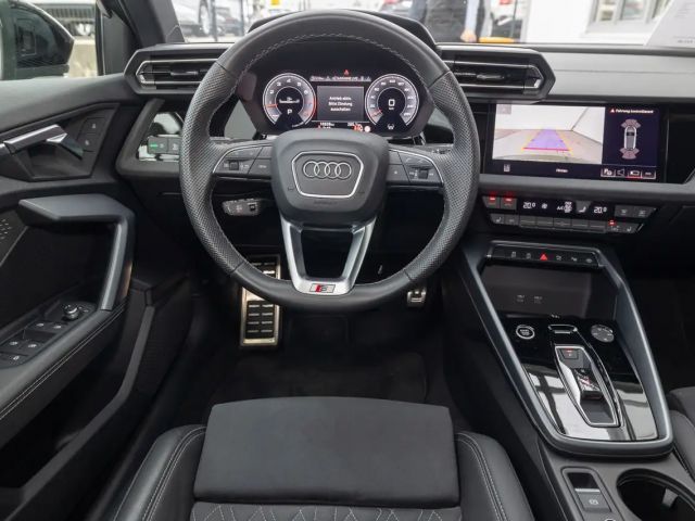 Audi A3 35 TFSI S-Line Sedan Sportback